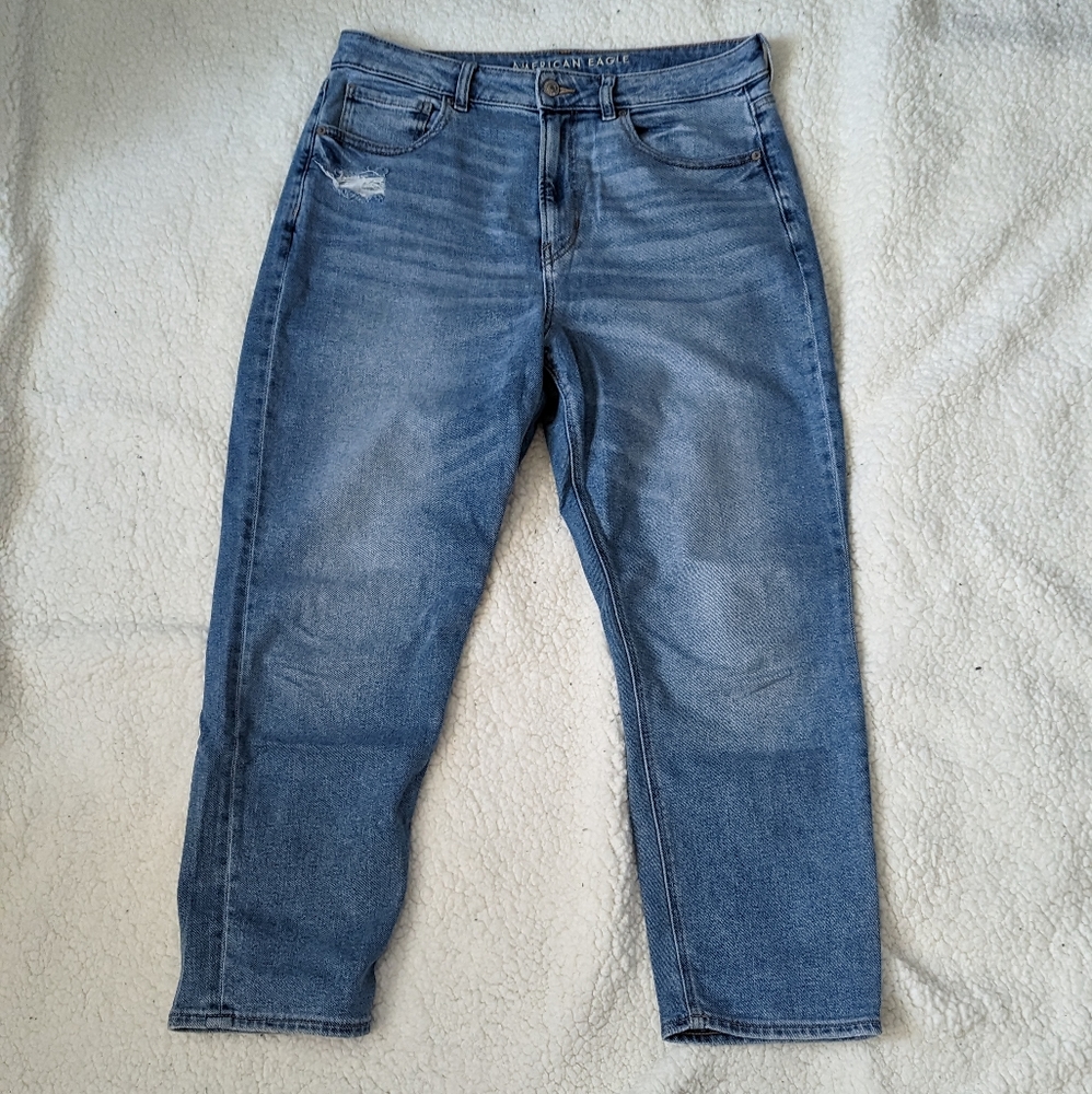 American Eagle Stretch Mom Jeans